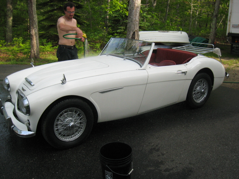 Illustration for article titled Vintage Car Porn: Austin-Healey 100-6 Gallery